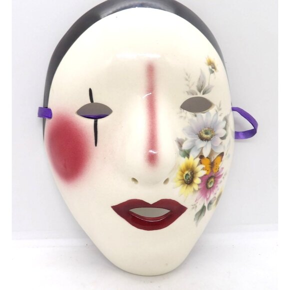 Rings & Clowns Ceramic Full Face Mardi Gras Masks set of Two preowned - Picture 4 of 8